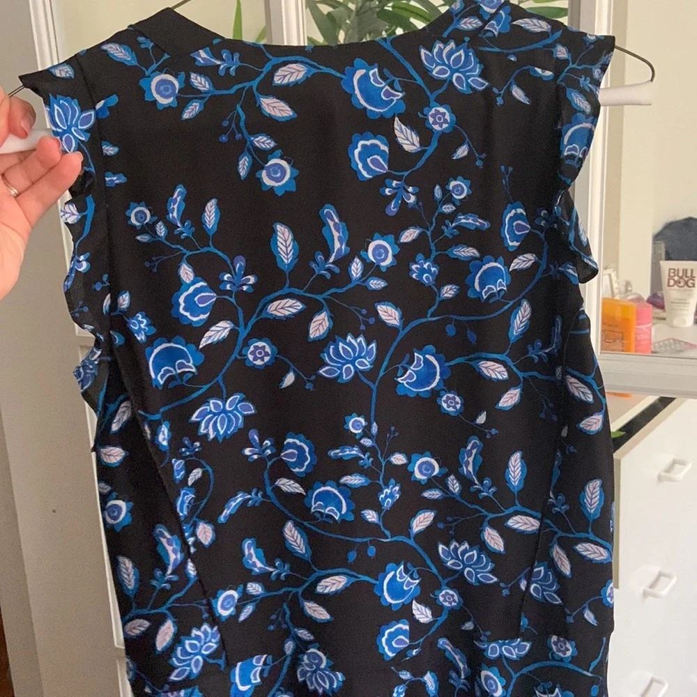 Rebecca Taylor vneck bright blue and black floral vneck silk dress with ruffles8